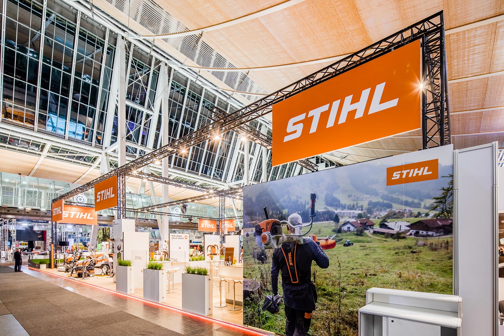 O stand de feiras comerciais da STIHL