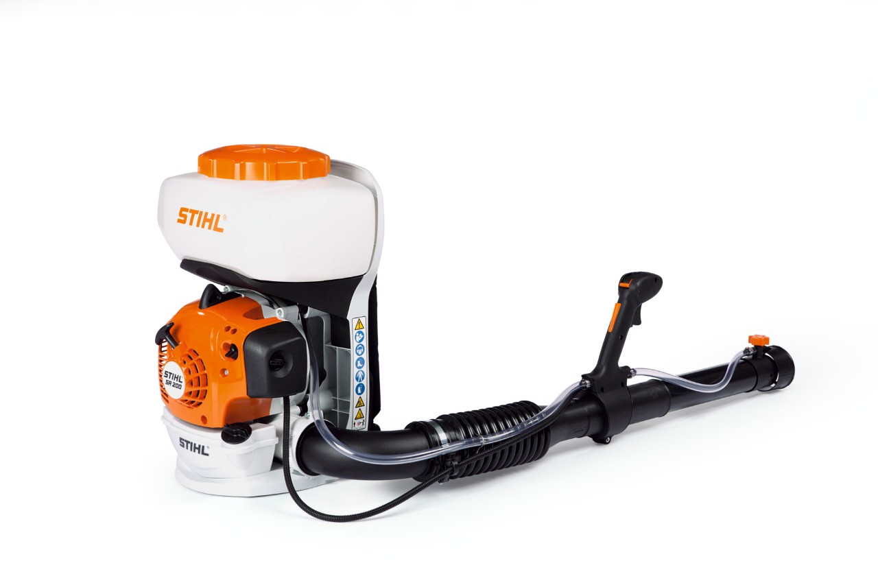 Pulverizador SG 51 STIHL em fundo branco