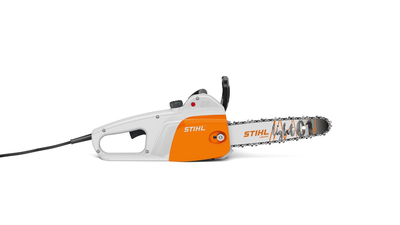 Motosserra elétrica STIHL MSE 141 para manutenção de terrenos em jardins pequenos e trabalhos simples de bricolage.